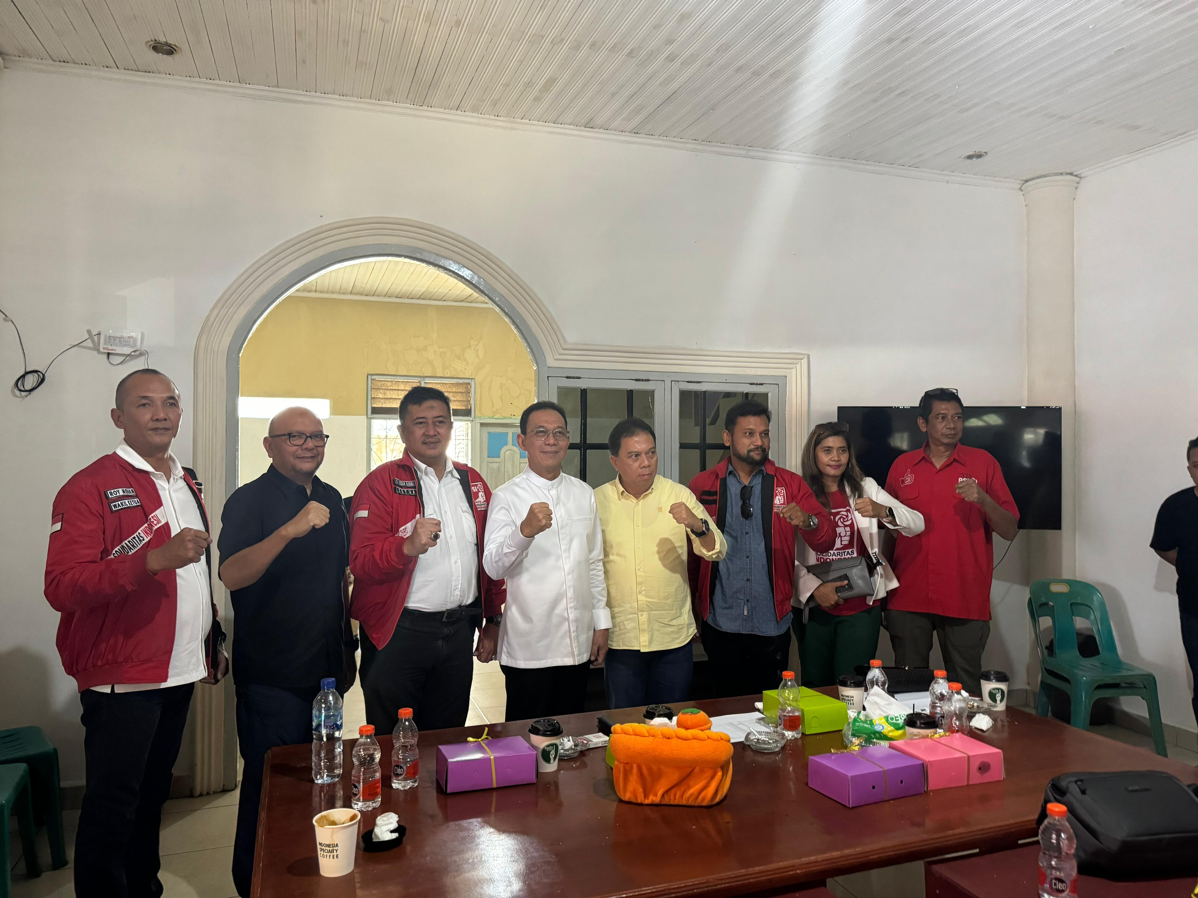 Pilkada Tapsel 2024: Gus Irawan – Jafar Syahbuddin Daftar ke KPU Didampingi 12 Partai Pengusung
