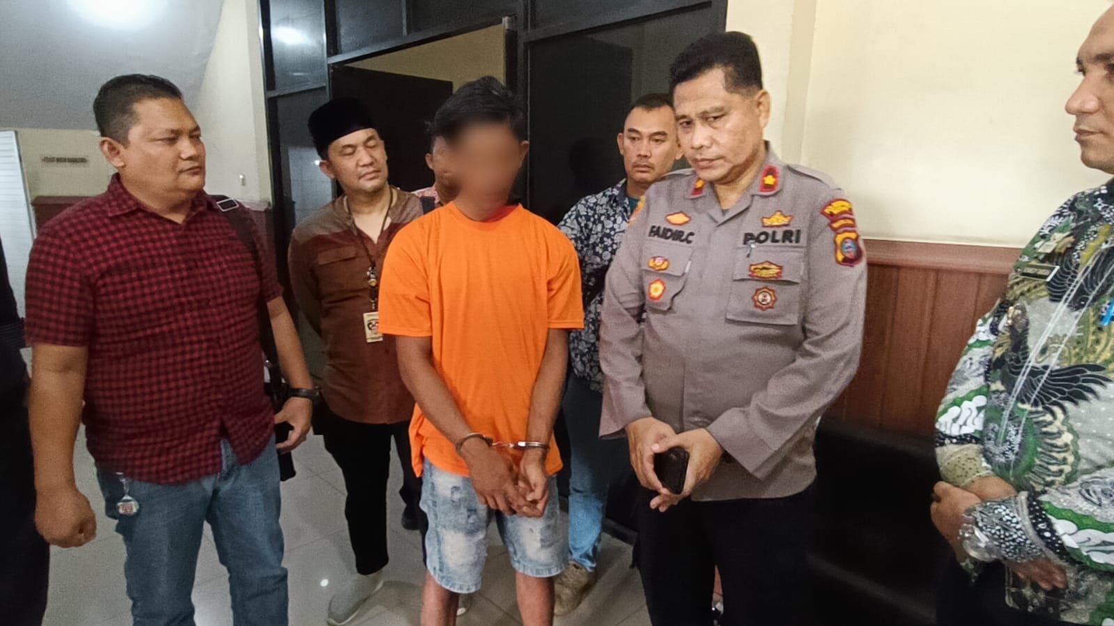 Anak Bunuh Ayah Kandung, Karena tak Ingin Ditinggal