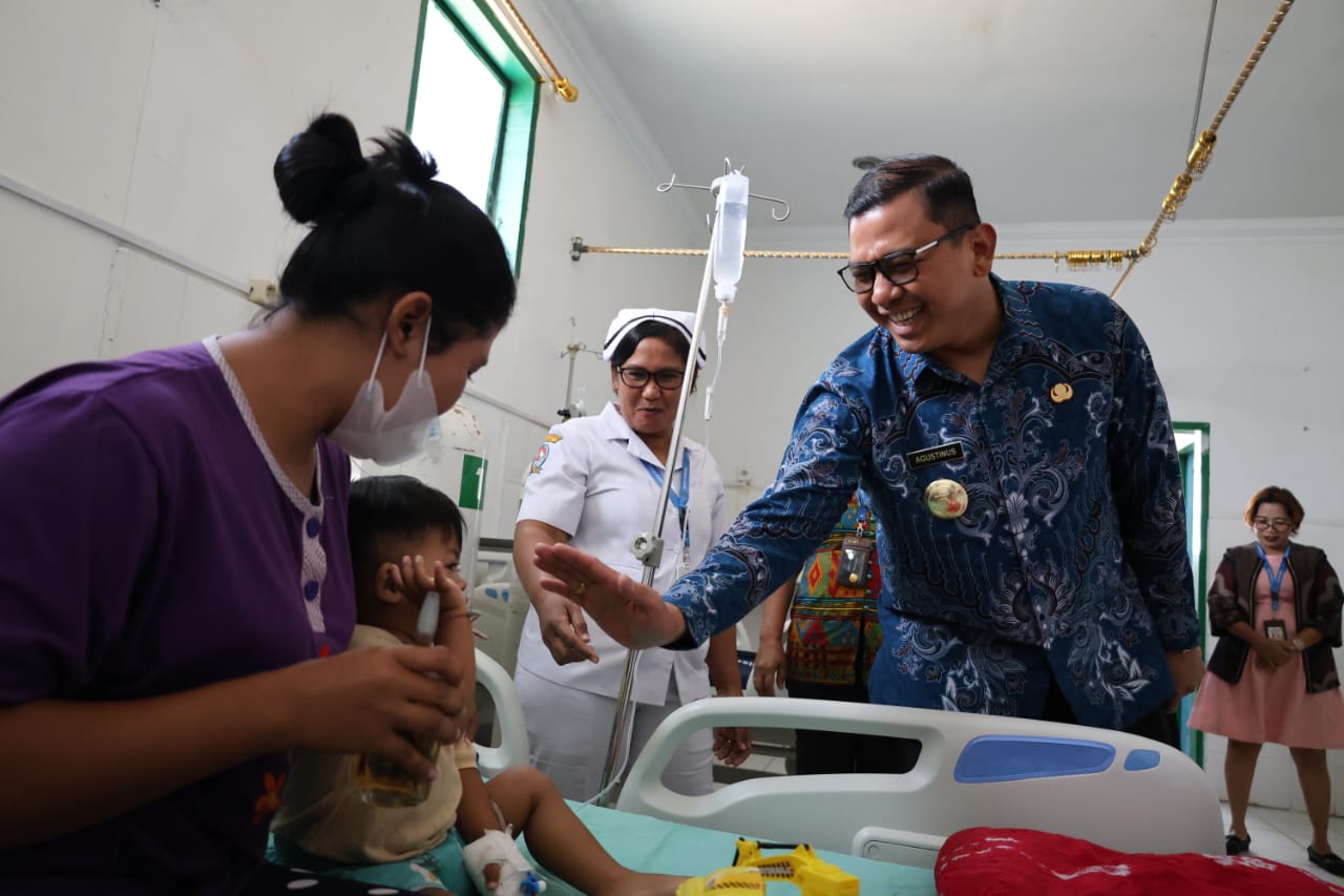 Tinjau Pelayanan Kesehatan di RSUD Porsea, Pjs Bupati Toba: Tingkatkan Terus Mutu Layanan
