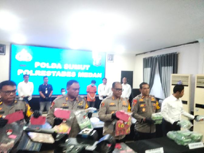Pelaku Narkoba Ditembak, Sabu 10 Kg dan 106 Ekstasi Happy Water Diamankan