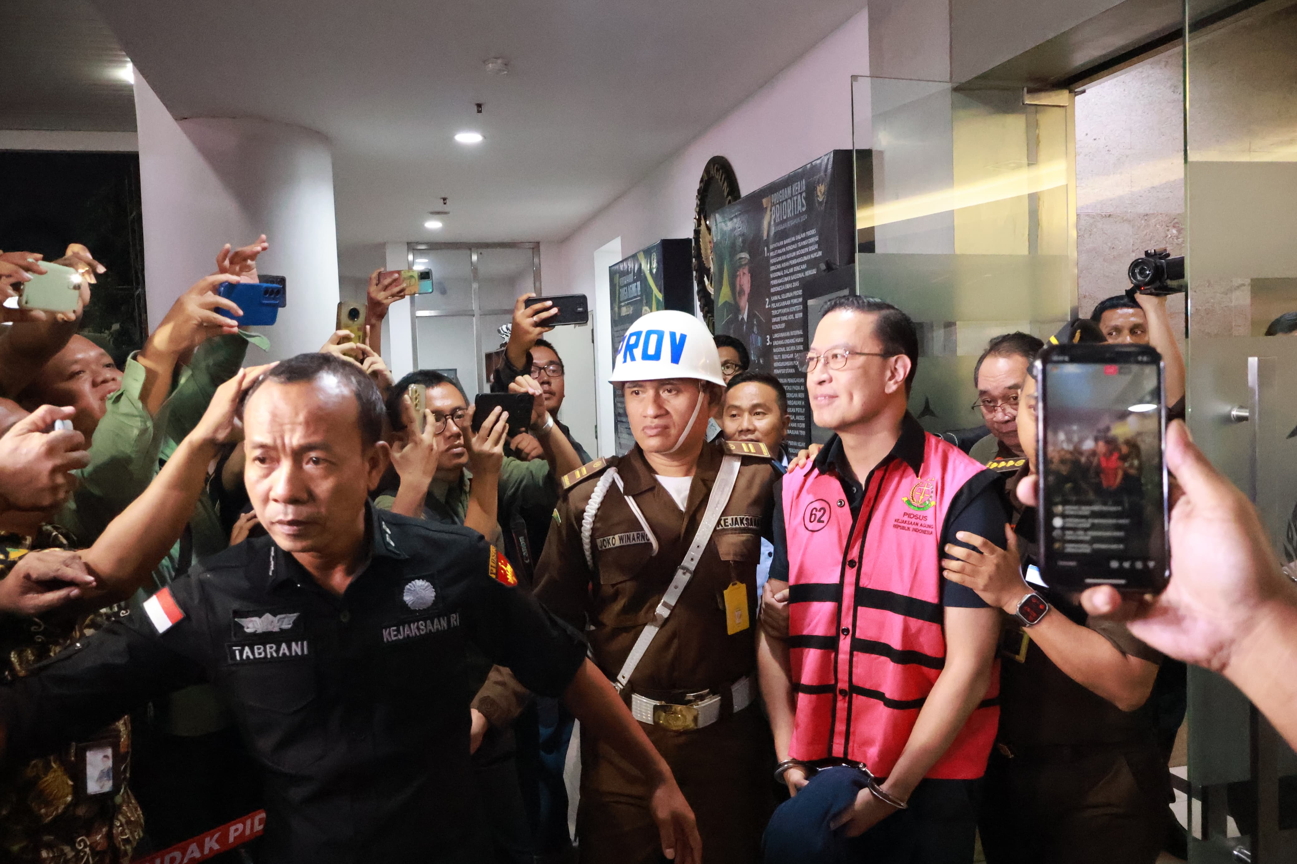Tom Lembong Ditetapkan Tersangka Kasus Korupsi Impor Gula