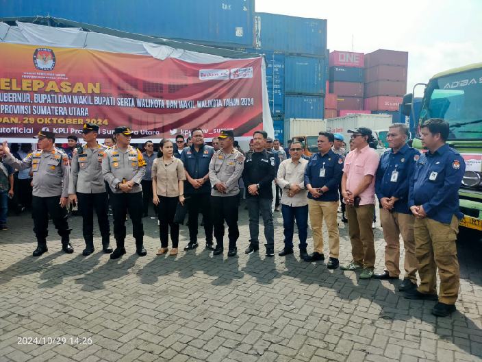 Tiba di Belawan dalam Lima Kontainer, KPU Sumut Mulai Salurkan Surat Suara