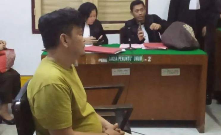 Pria di Medan diadili karena pesan rokok tanpa Cukai