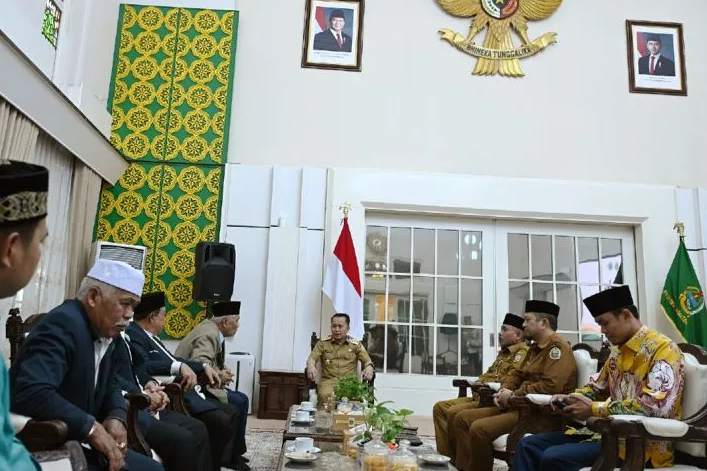 Pj Gubernur Sumut: Guru Ngaji Harusnya Dapat BPJS Ketenagakerjaan