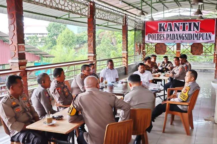 Kapolres Padangsidimpuan Bersama PJU Ngopi Harmonis