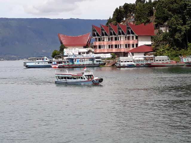 Penyeberangan Danau Toba Jadi Favorit Selama Libur Nataru