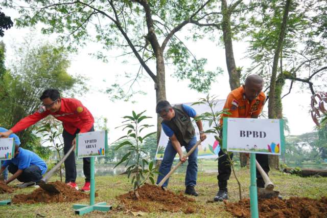 Peringati Hari Lingkungan Hidup Nasional, PLN UID Sumut Tebar Kebaikan Lewat Penanaman Pohon