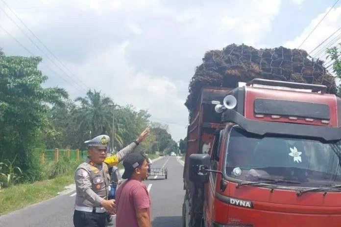 Polres Simalungun Perketat Pengawasan Truk Lebihi Daya Angkut
