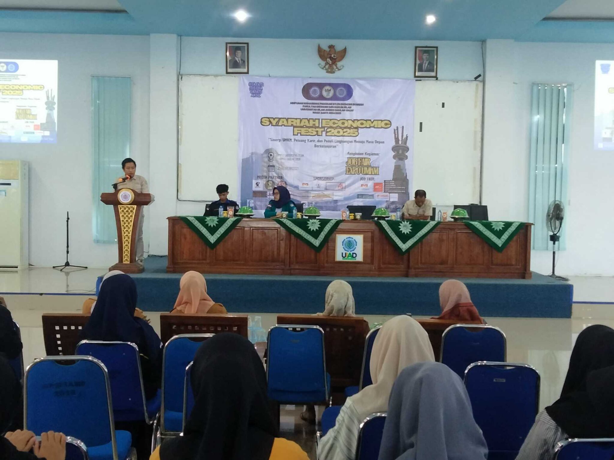 Mahasiswa UIAD Sinjai Gelar Pameran Ekonomi Syariah
