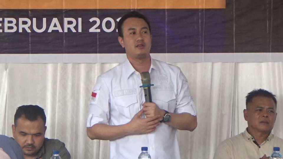 Reses Rizki Lubis di Sari Rejo, Warga Keluhkan Pengangkutan Sampah dan Jalan Rusak