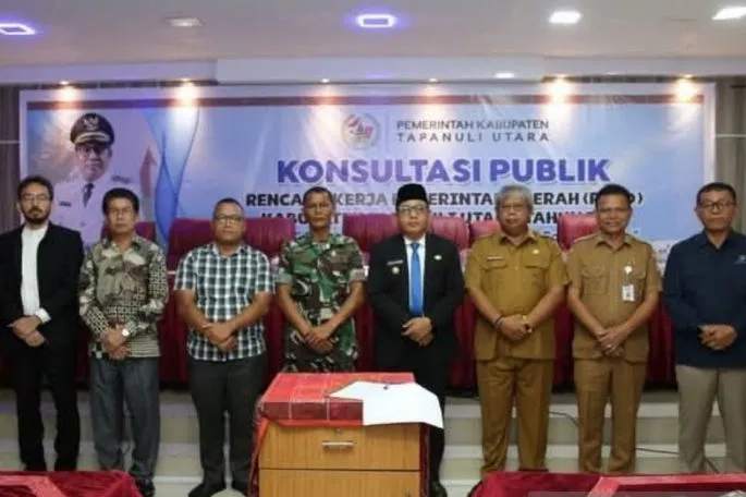 Pj Bupati Taput Buka Konsultasi Publik Rencana Kerja Daerah