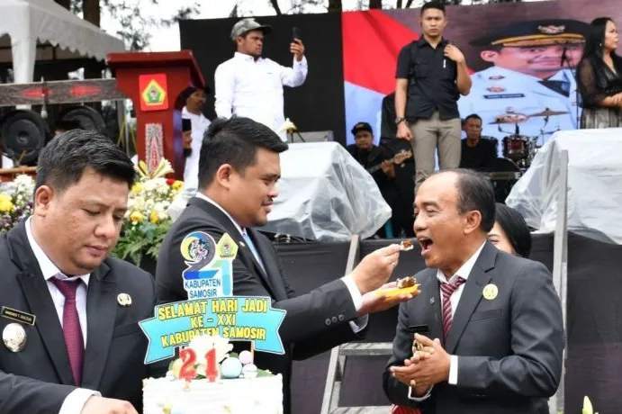 Bobby Nasution Serap Aspirasi Masyarakat Samosir