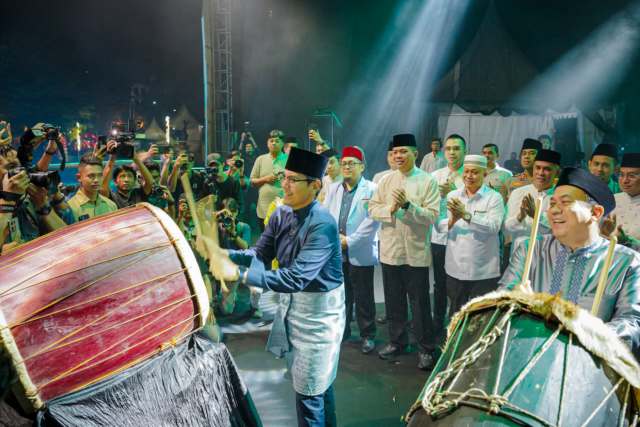 Penyanyi Feby Putri Meriahkan Penutupan Ramadan Fair XIX, Rico Waas Apresiasi Pelaku UMKM