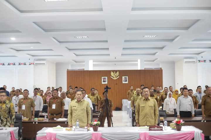 Bupati Madina H Saifullah Nasution saat membuka Musrenbang RKPD.