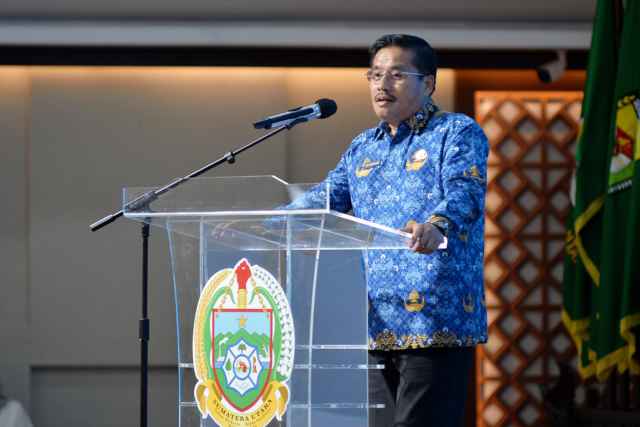 Sekdaprov Buka Rakor Pengendalian Atas Pelaksanaan Pembangunan Se-Sumut, Ingatkan Realisasi Pendapatan dan Belanja