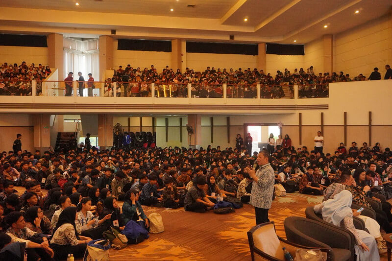 Anis Matta Ajak Anak Muda Ikut Berpikir Tentang Situasi Geopolitik Sekarang