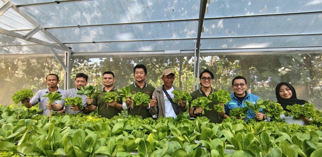 Luncurkan Dua Program Unggulan, Sharp Cetak Generasi Emas Sebagai Wirausaha Pertanian dan Peduli Lingkungan