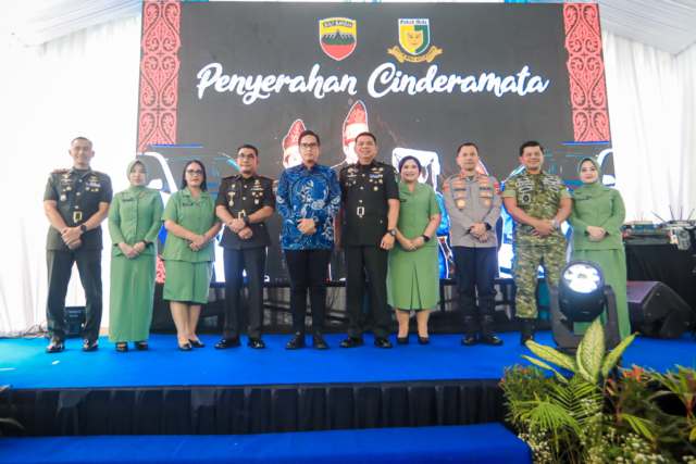 Wali Kota Medan Rico Tri Putra Bayu Waas menghadiri acara lepas sambut Komandan Denpom I/5 Medan yang berlangsung di Madenpom I/Medan, jalan Suprapto, Jumat (24/10/2025)